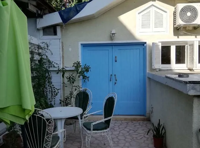 Апартаменты Swallows Nest